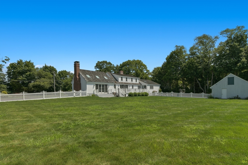 135 Free Street Hingham, MA 02043 - Photo 28 of 34