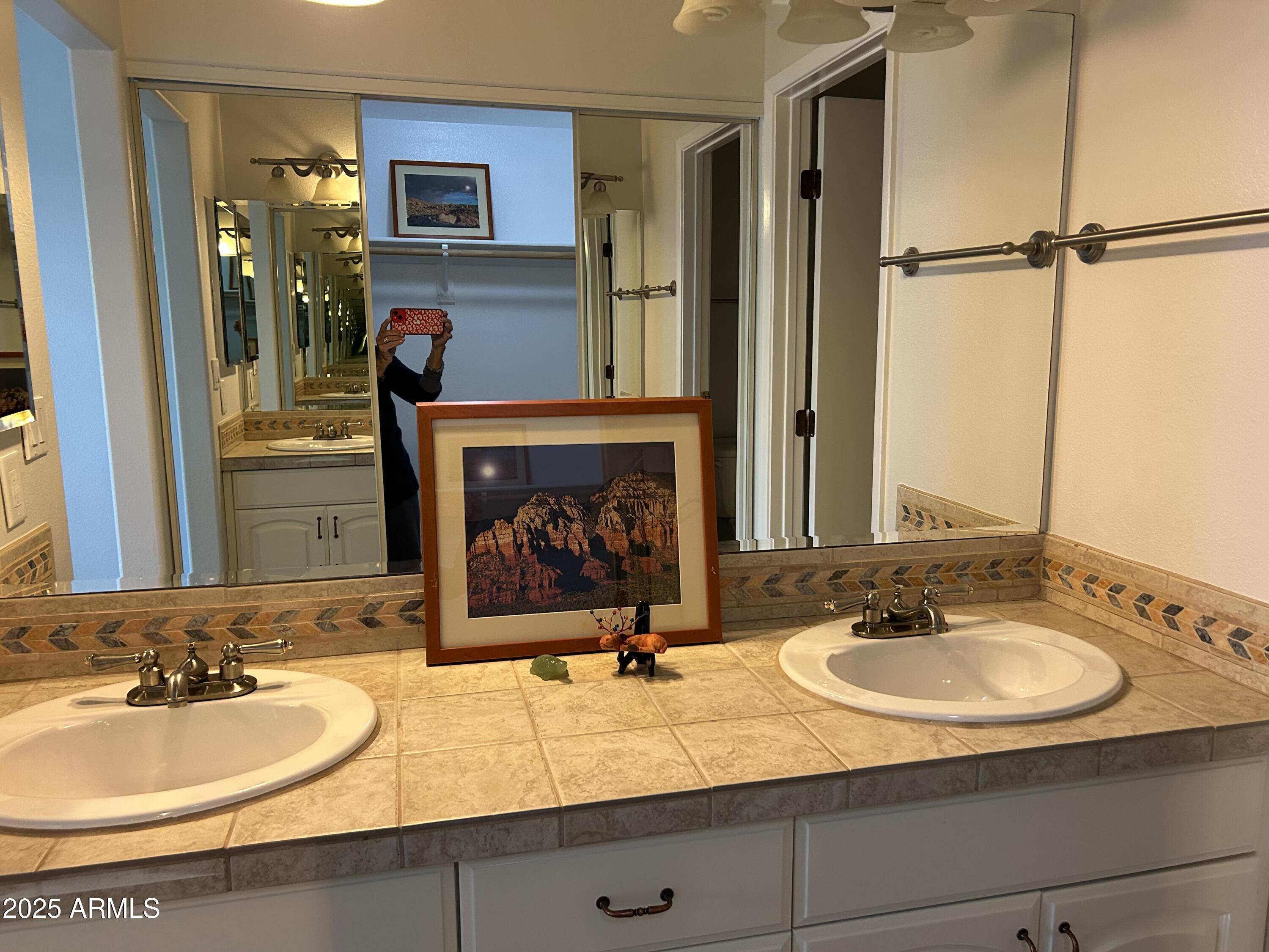 7710 East Gainey Ranch Road, Unit 212 Scottsdale, AZ 85258 - Photo 12 of 33 MASTER BATH