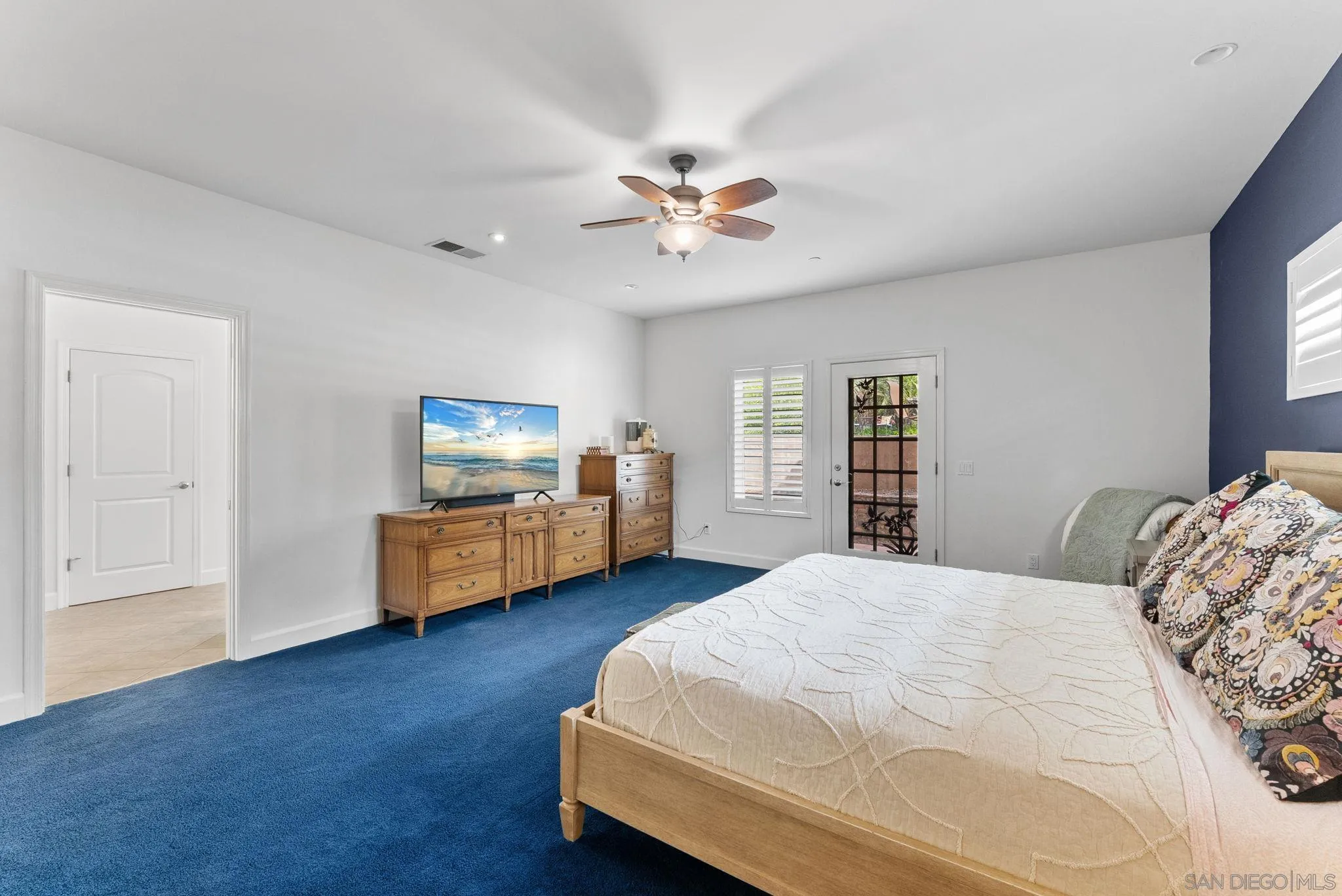 15945 Shalom Road Ramona, CA 92065 - Photo 33 of 73 Primary Bedroom