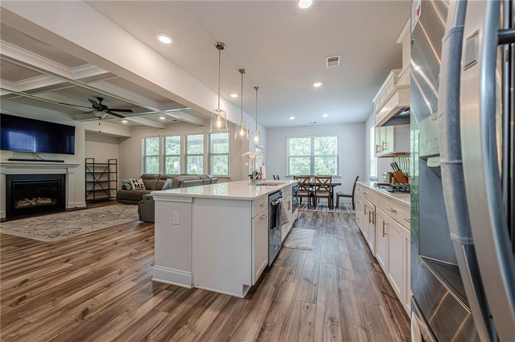 7590 Ansley View Lane Cumming, GA 30028 - Photo 7 of 42