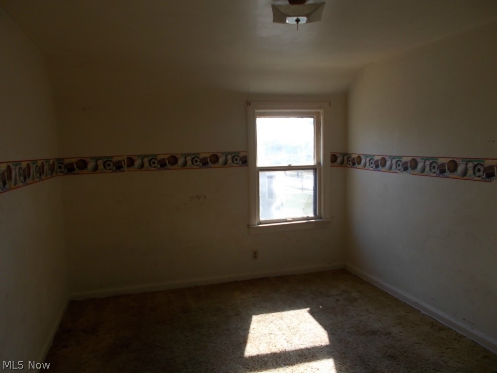 1200 Pomona Road Cleveland, OH 44121 - Photo 8 of 14