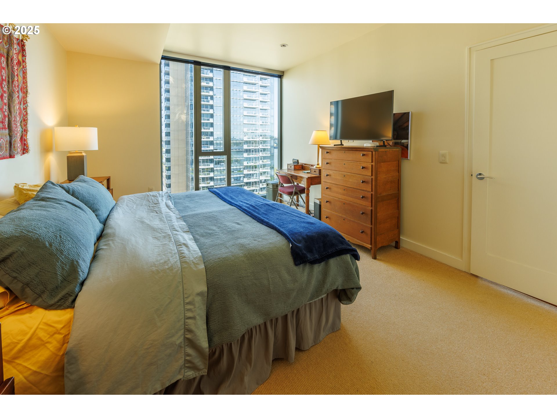 841 Southwest Gaines Street, Unit 802 Portland, OR 97239 - Photo 15 of 21