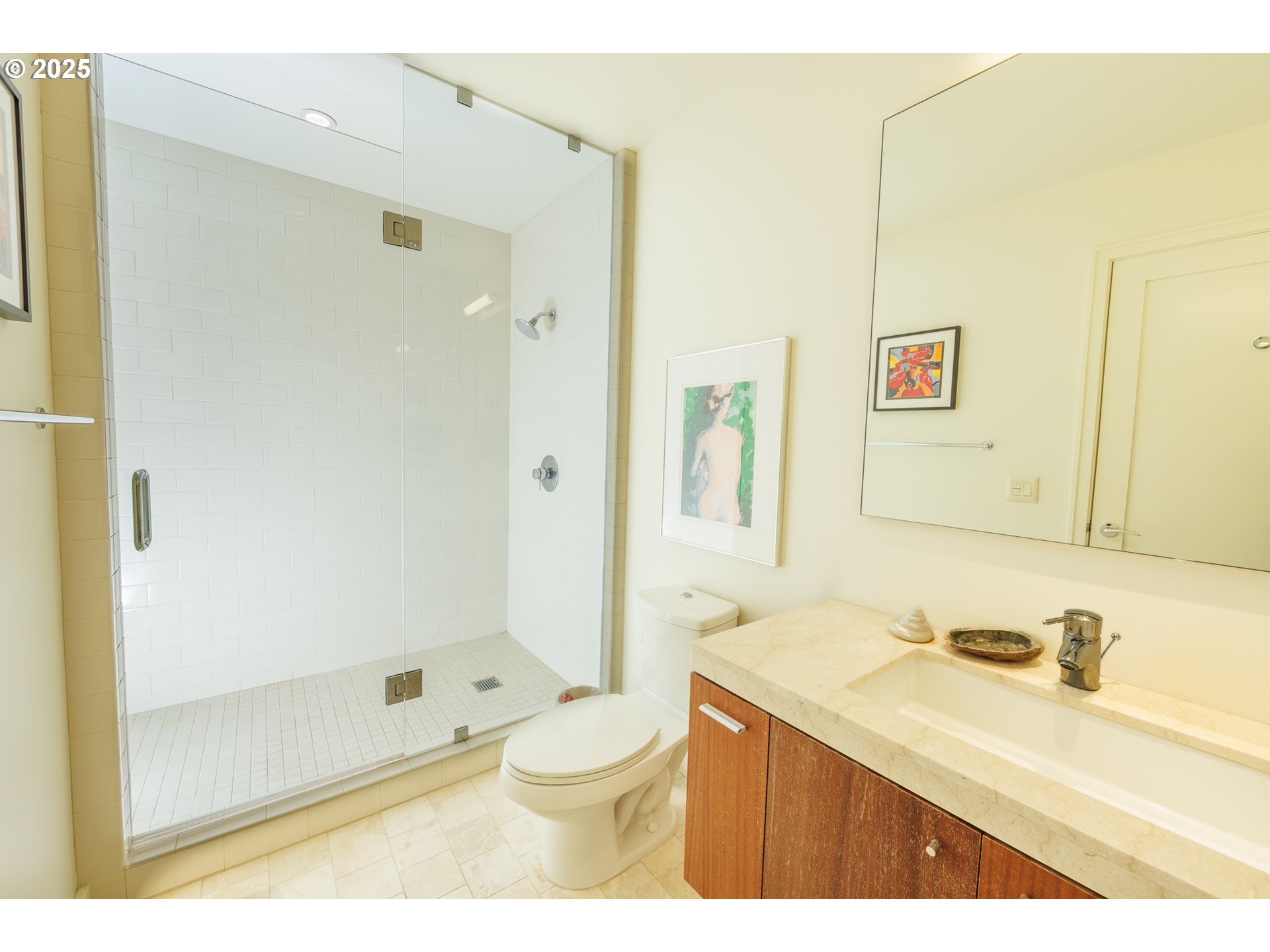 841 Southwest Gaines Street, Unit 802 Portland, OR 97239 - Photo 19 of 21