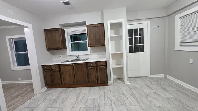 $1,100 | 3569 Bayliss Avenue, Memphis, TN 38122