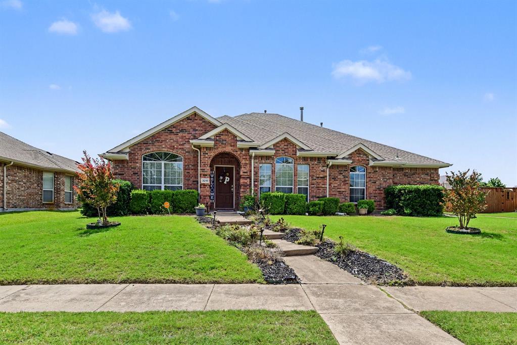 3210 Silver Springs Way Rowlett, TX 75089 - Photo 2 of 28