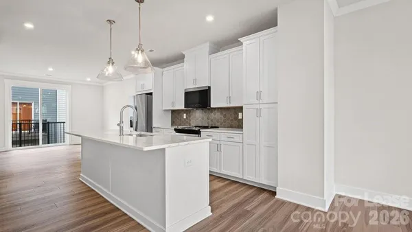 $2,400 | 2025 Clarksdale Drive, Charlotte, NC 28206