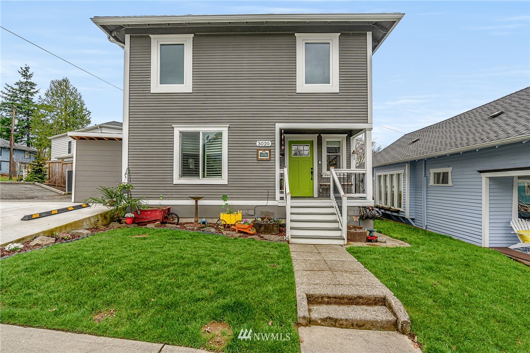 3020 Gedney Street Everett, WA 98201 - Photo 40 of 40 a front view of a house with a yard