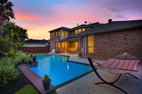 $899,900 | 6002 Mesa Brook Lane, Houston, TX 77041