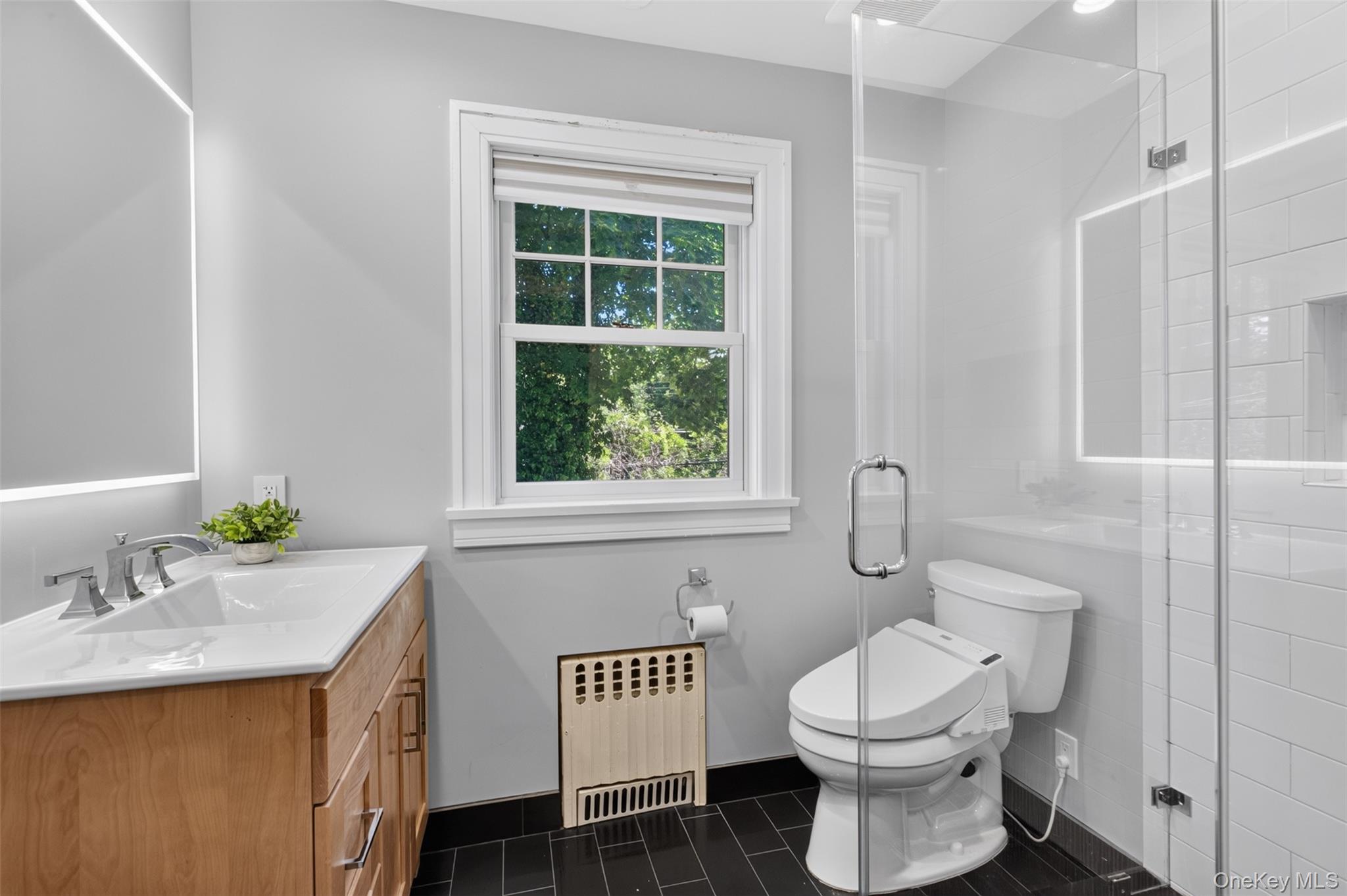 12 Drake Road Scarsdale, NY 10583 - Photo 25 of 43 Hall Bathroom