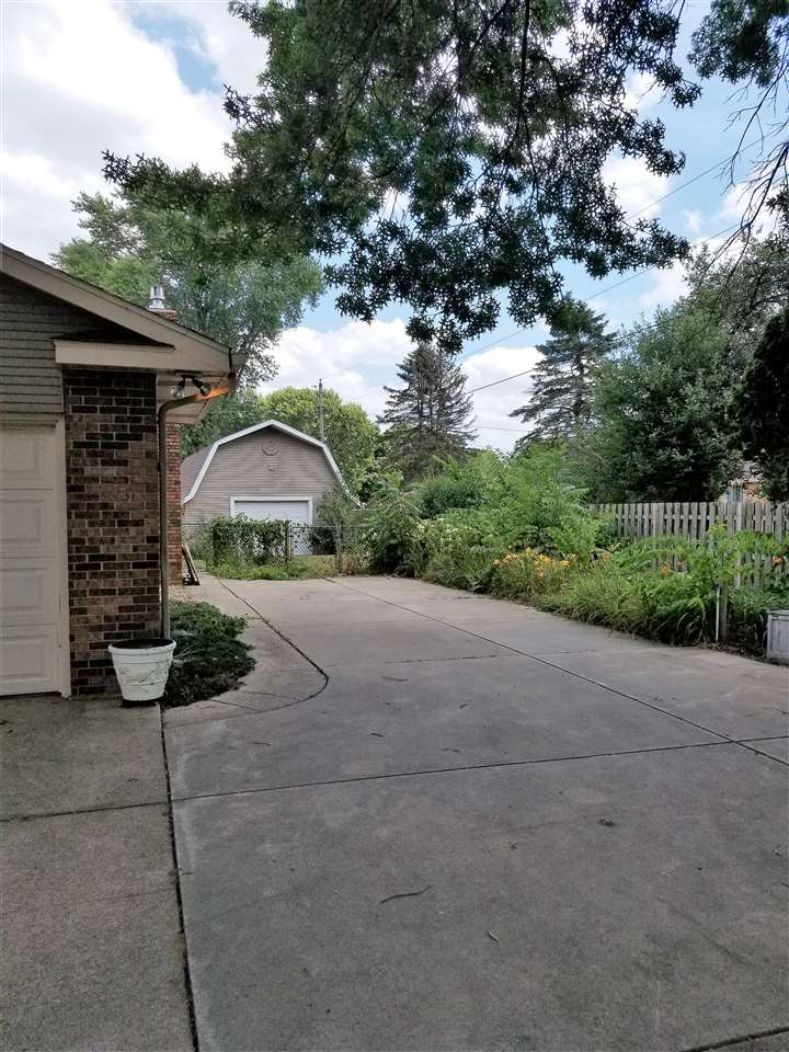 56020 Cedar Road Mishawaka, IN 46545 - Photo 24 of 24 Gallery Image 24