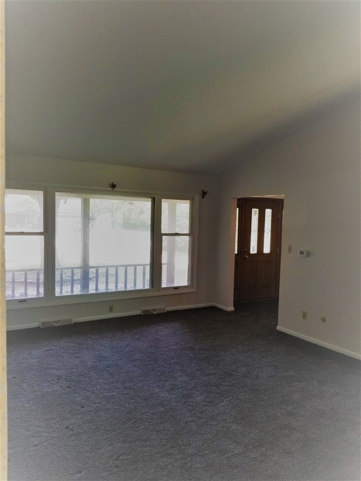 56020 Cedar Road Mishawaka, IN 46545 - Photo 5 of 24 Gallery Image 5