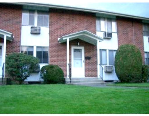 101 Manor Court, Unit 101 Springfield, MA 01118 - Photo 1 of 8 Gallery Image 1