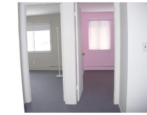 101 Manor Court, Unit 101 Springfield, MA 01118 - Photo 6 of 8 Gallery Image 6