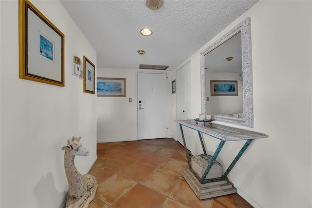 $700,000 | 1010 South Ocean Boulevard, Unit 1508, Pompano Beach, FL 33062