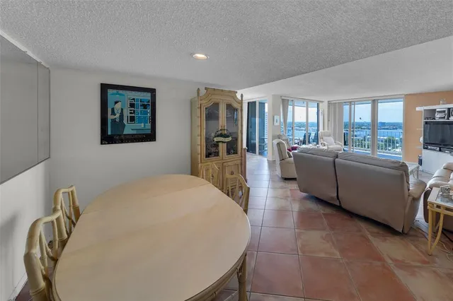 $700,000 | 1010 South Ocean Boulevard, Unit 1508, Pompano Beach, FL 33062