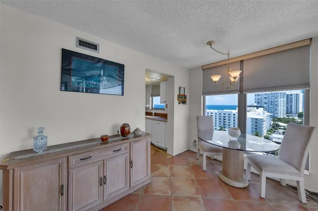 $700,000 | 1010 South Ocean Boulevard, Unit 1508, Pompano Beach, FL 33062