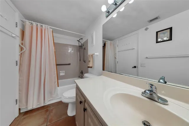 $700,000 | 1010 South Ocean Boulevard, Unit 1508, Pompano Beach, FL 33062