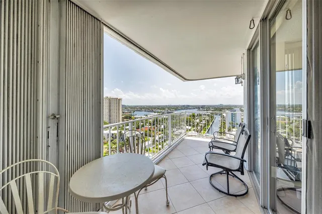 $700,000 | 1010 South Ocean Boulevard, Unit 1508, Pompano Beach, FL 33062