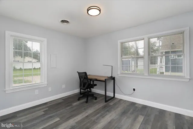 $2,400 | 222 West Dover Street, Easton, MD 21601