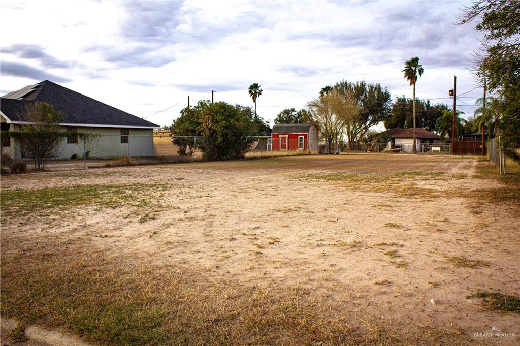 2018 Puerto Rico Avenue Weslaco, TX 78596 - Photo 5 of 17