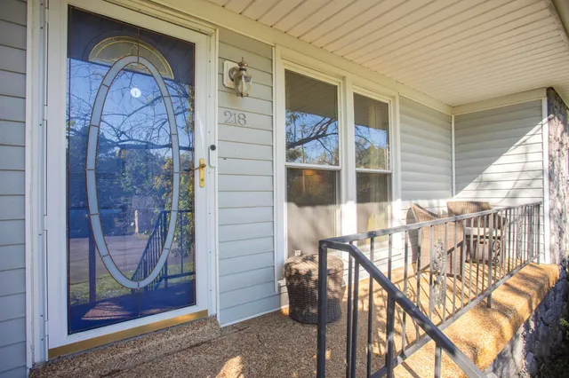 a view of a entryway door of the house