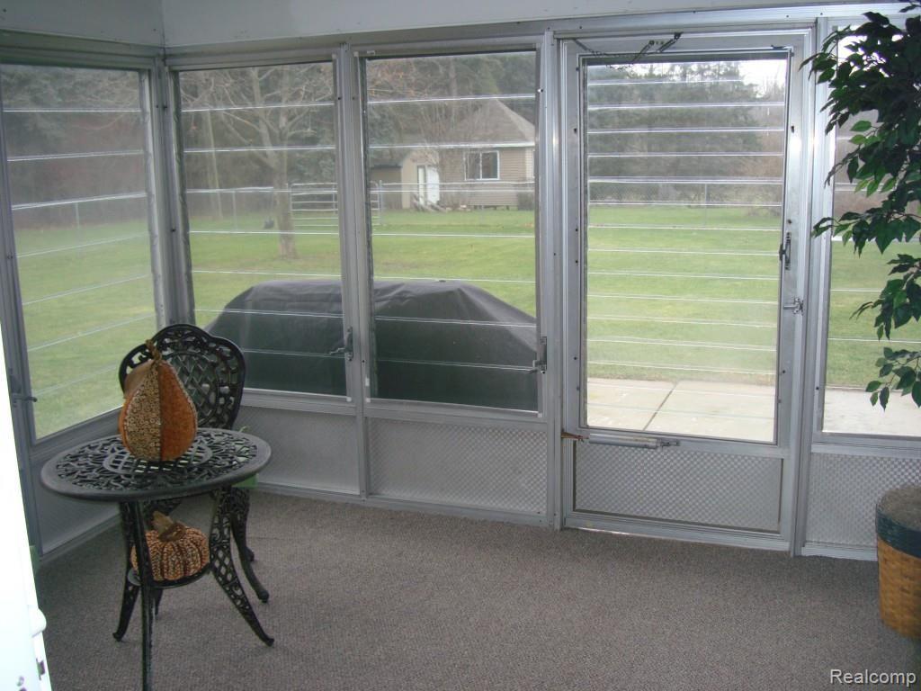 3536 Mason Road Howell, MI 48843 - Photo 21 of 25 3 Season Room.jpg