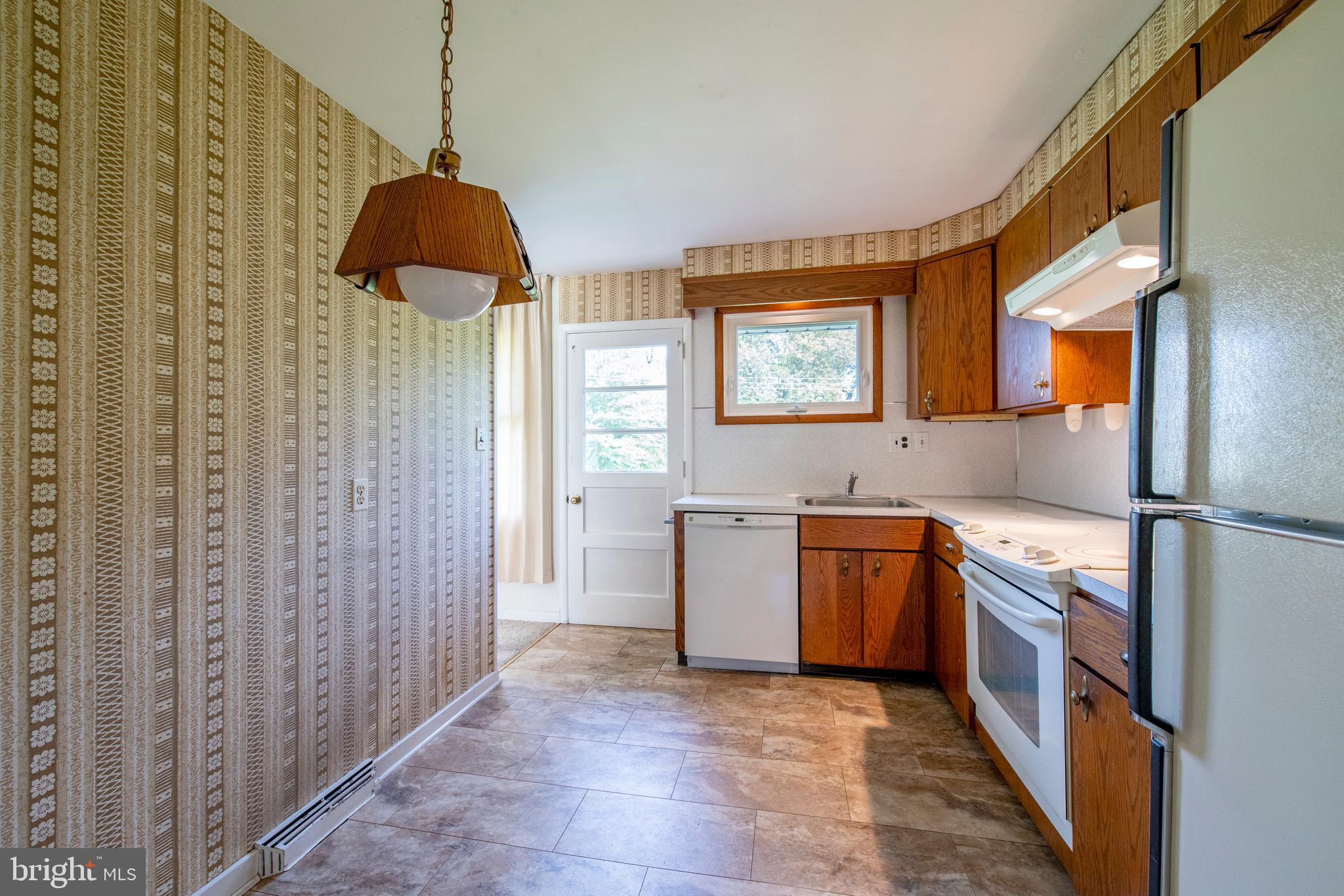 509 Lakeside Drive Exton, PA 19341 - Photo 13 of 41