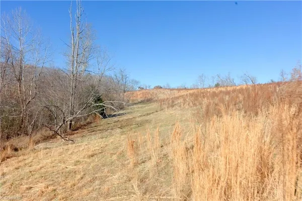 $149,900 | 3 Roby Fulk Road, Pinnacle, NC 27043