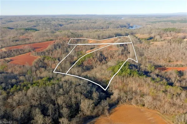 $149,900 | 3 Roby Fulk Road, Pinnacle, NC 27043