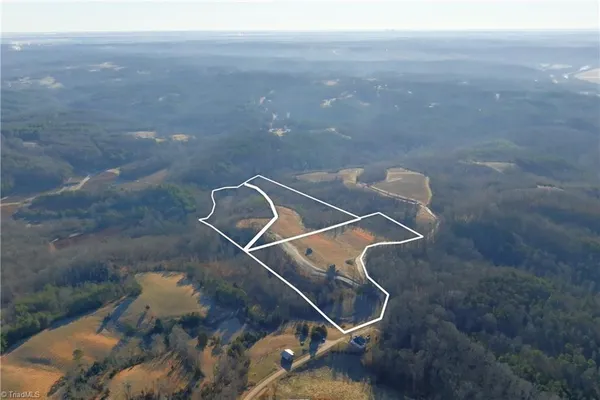 $149,900 | 3 Roby Fulk Road, Pinnacle, NC 27043