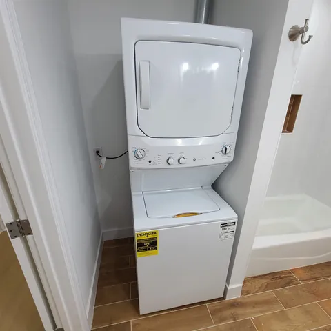 $2,985 | 704 79th Street, Unit 2, North Bergen, NJ 07047