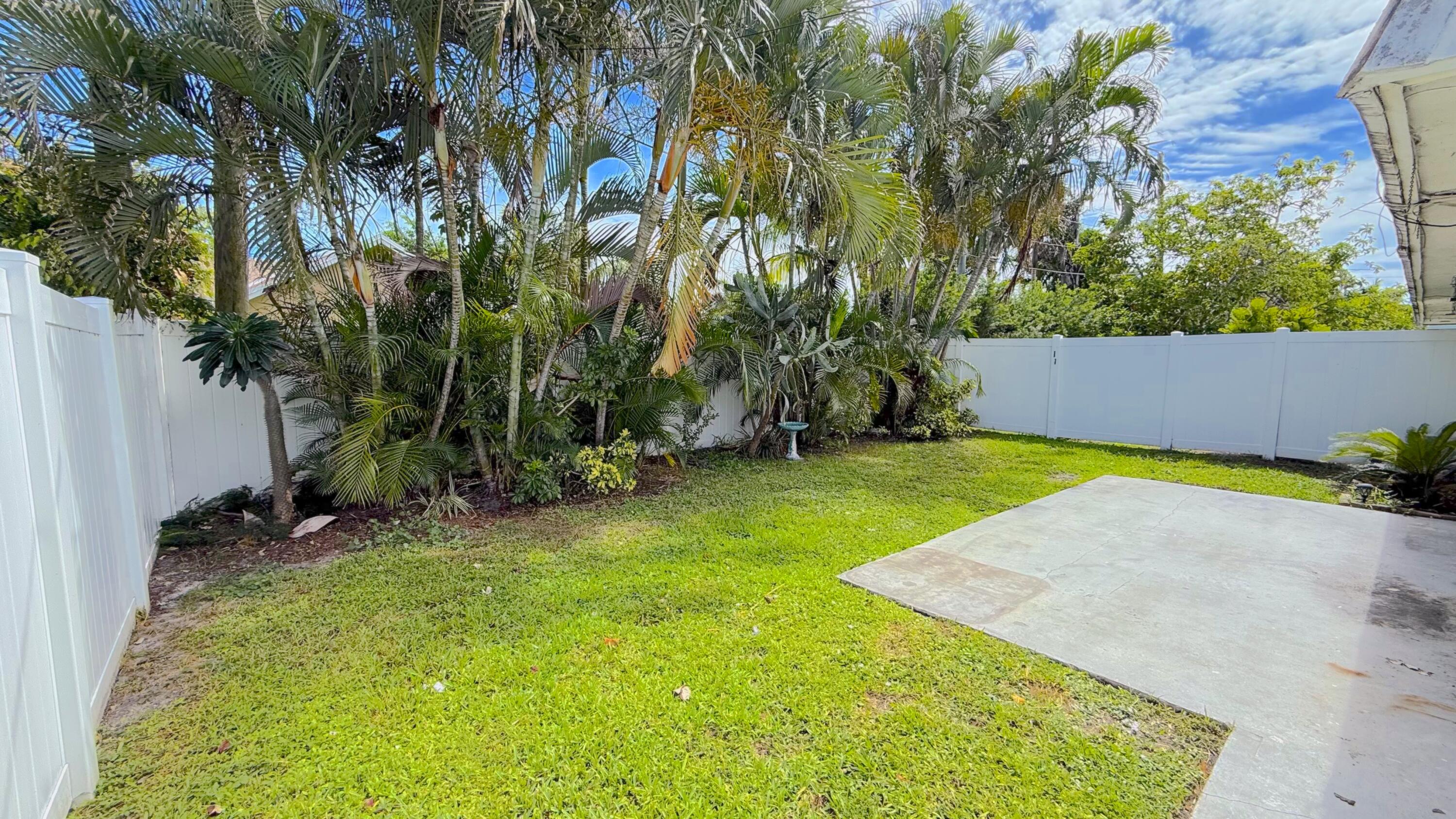 103 Laredo Lane Boca Raton, FL 33487 - Photo 15 of 25 Backyard 2