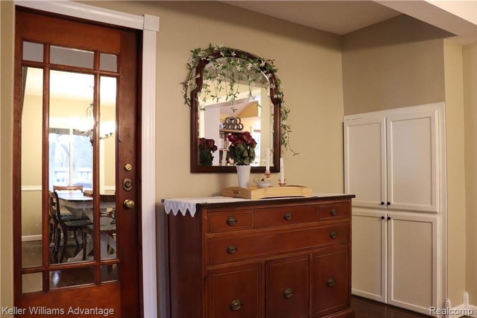 1309 Decker Road Walled Lake, MI 48390 - Photo 10 of 28