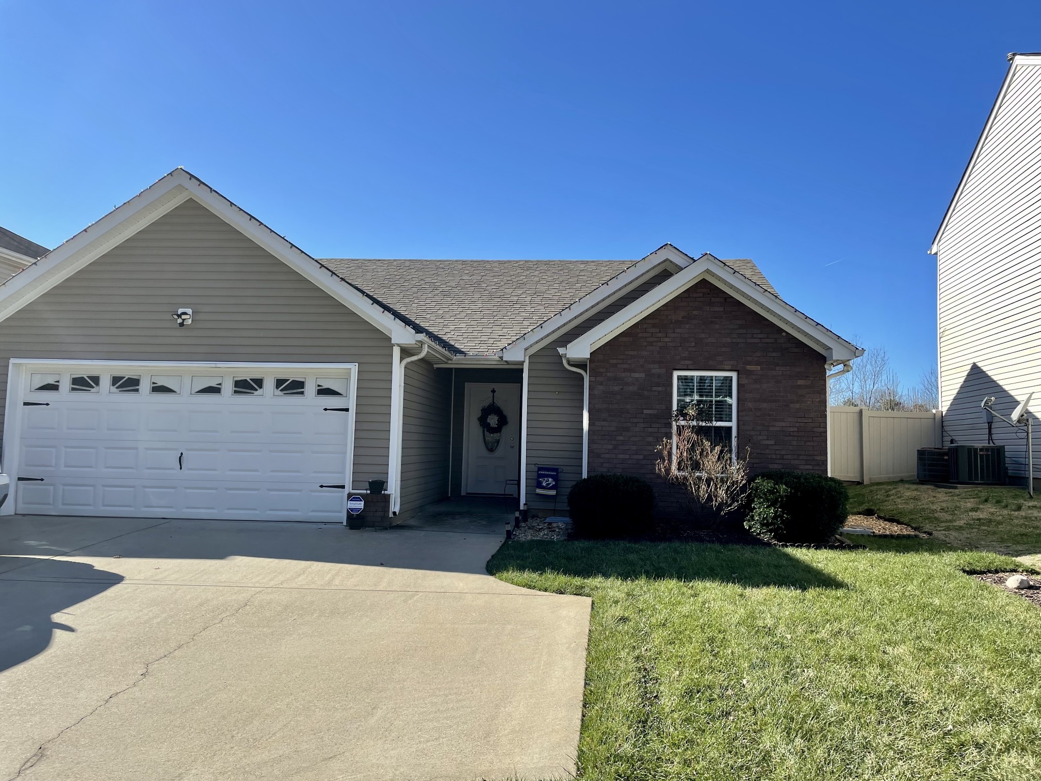 339 Golfview Lane Springfield, TN 37172 - Photo 2 of 34 a front view of a house with a yard