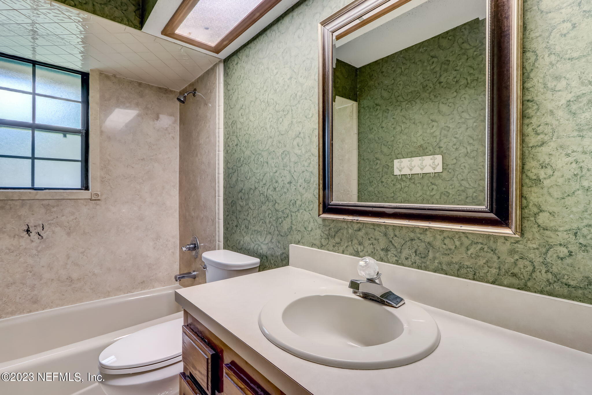 5642 Connie Jean Road Jacksonville, FL 32222 - Photo 29 of 66 Guest Bath