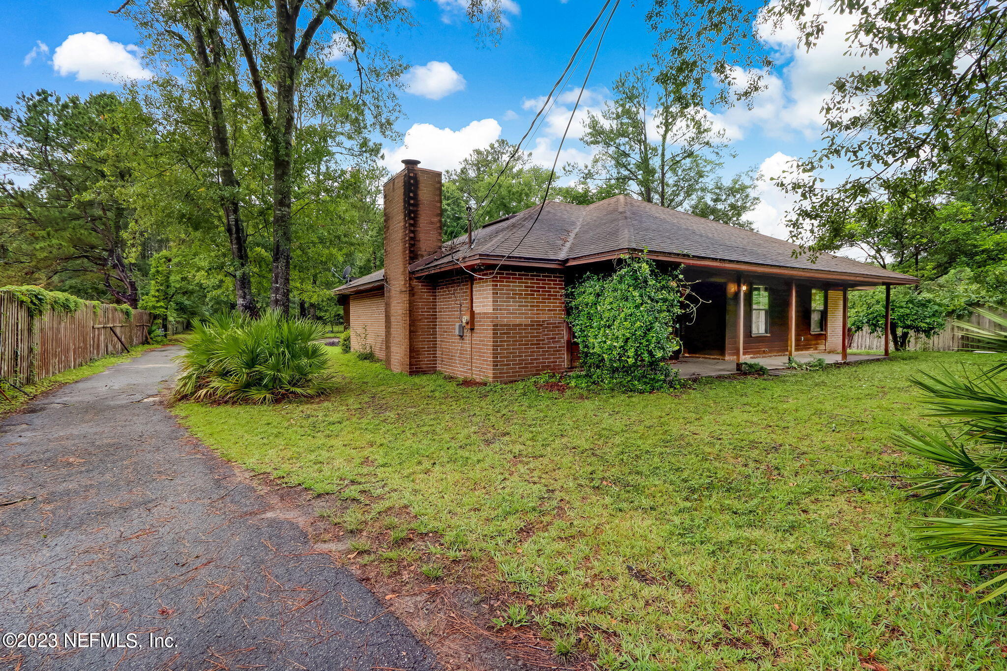 5642 Connie Jean Road Jacksonville, FL 32222 - Photo 4 of 66 Driveway
