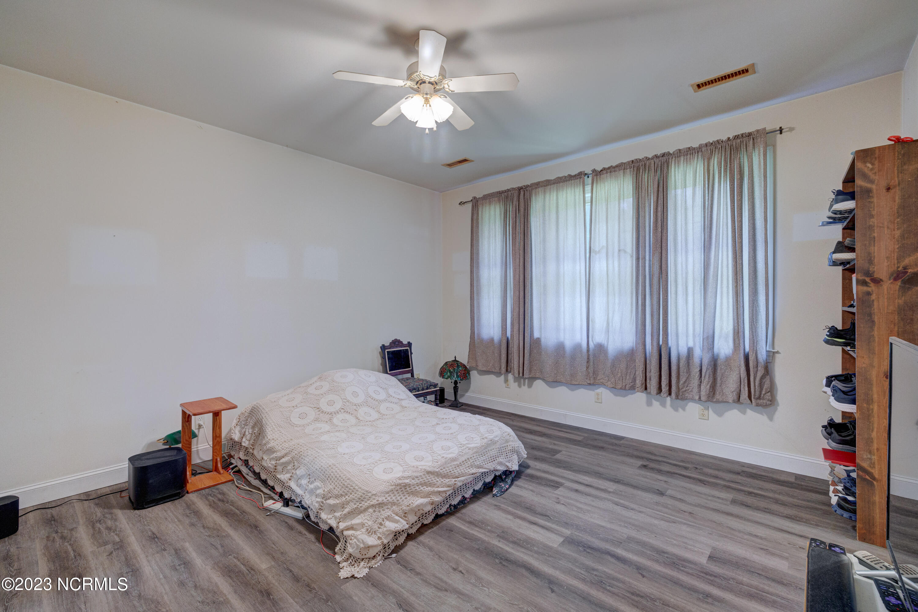 6365 Myrtle Grove Road Wilmington, NC 28409 - Photo 20 of 49 6365MyrtleGroveEdit-24