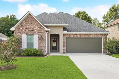 $359,900 | 452 Tiger Avenue, Covington, LA 70433