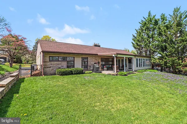$310,000 | 907 Allen Street, New Cumberland, PA 17070