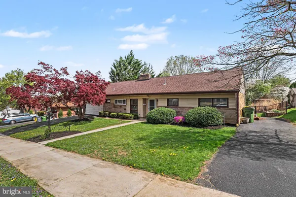 $310,000 | 907 Allen Street, New Cumberland, PA 17070