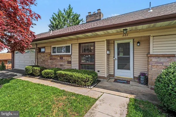 $310,000 | 907 Allen Street, New Cumberland, PA 17070