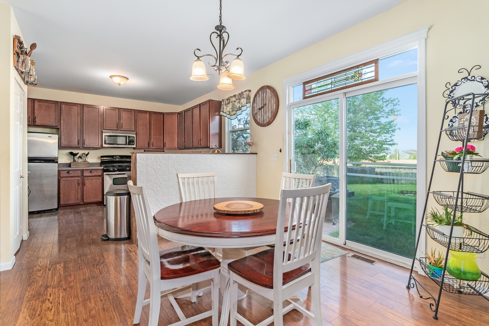 1222 Roth Drive Joliet, IL 60431 - Photo 11 of 25