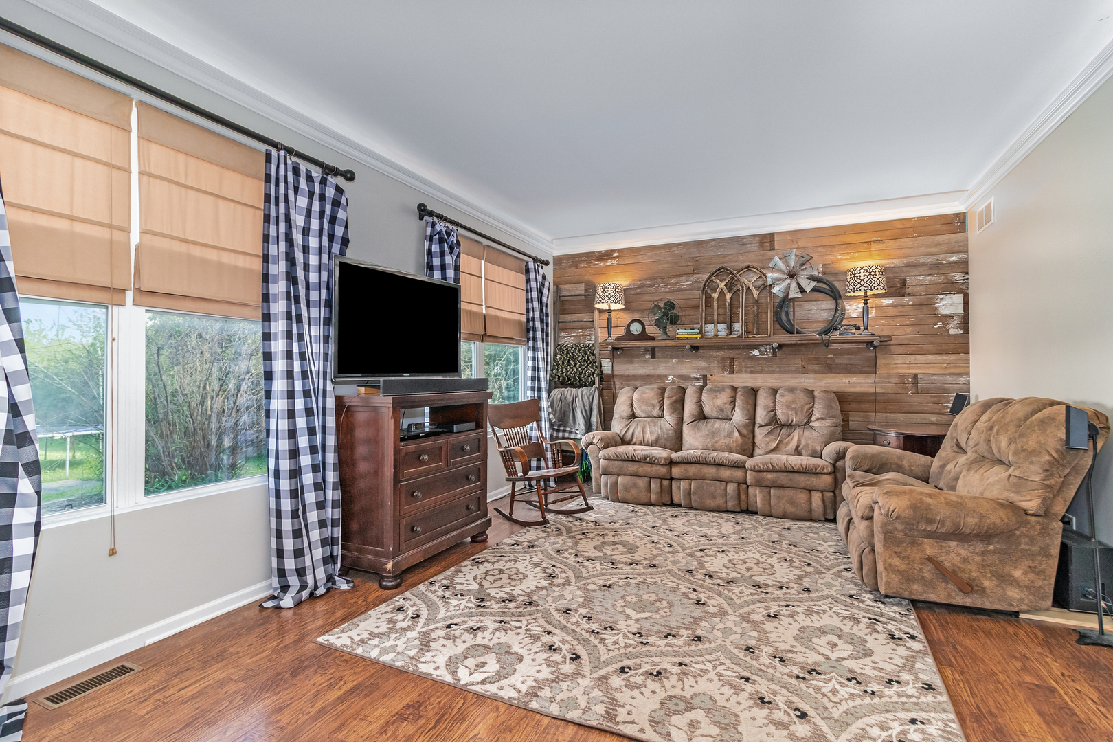 1222 Roth Drive Joliet, IL 60431 - Photo 12 of 25