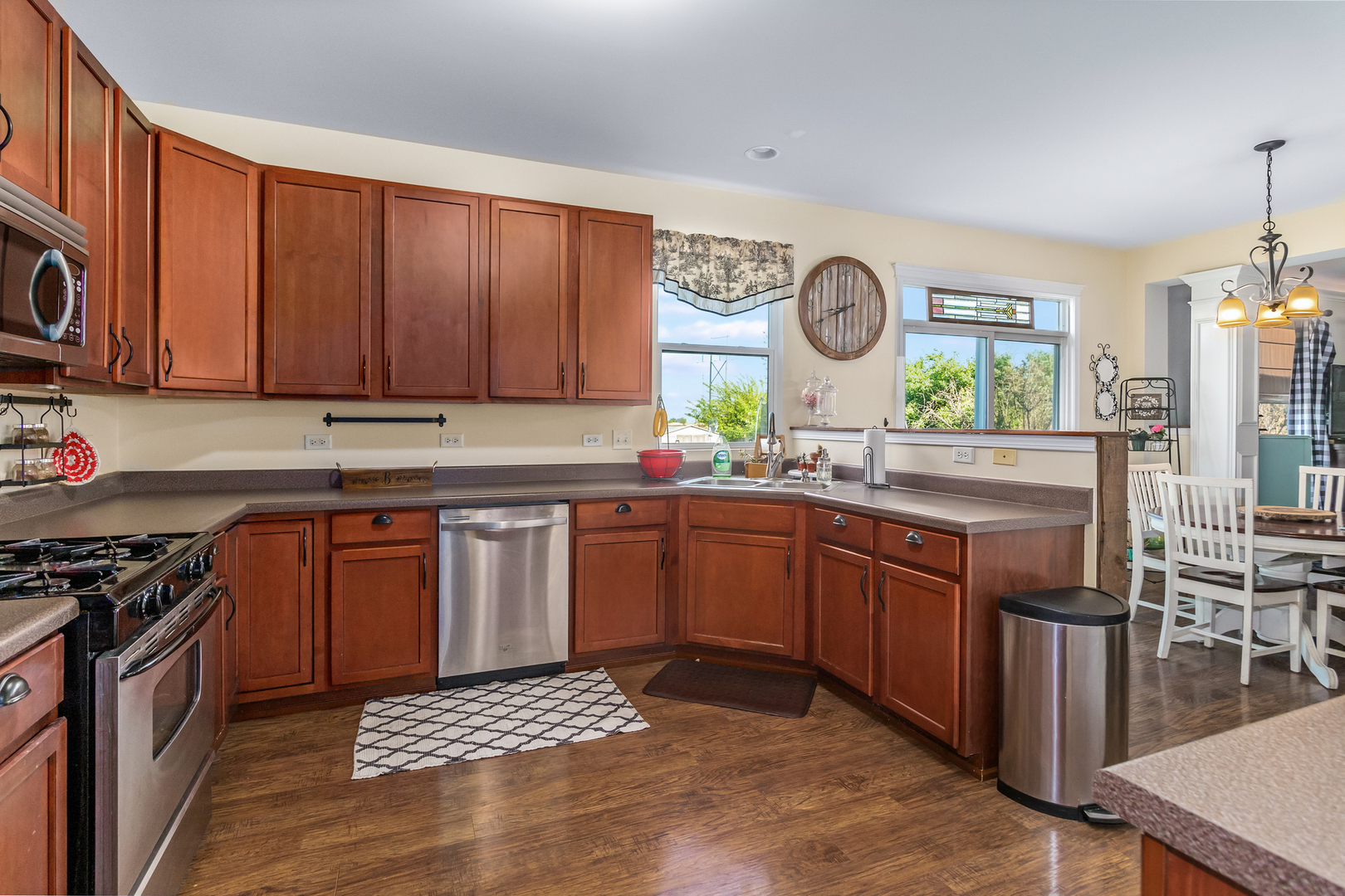1222 Roth Drive Joliet, IL 60431 - Photo 9 of 25