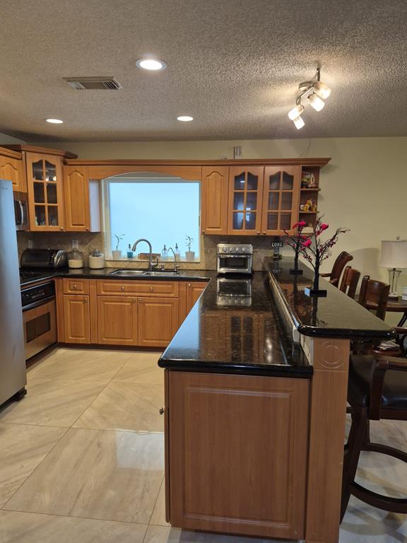 15449 Southwest 35th Terrace Miami, FL 33185 - Photo 6 of 11