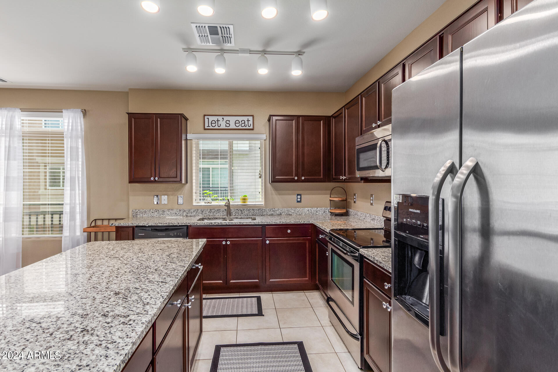2150 West Alameda Road, Unit 1121 Phoenix, AZ 85085 - Photo 7 of 40 07 - Alameda