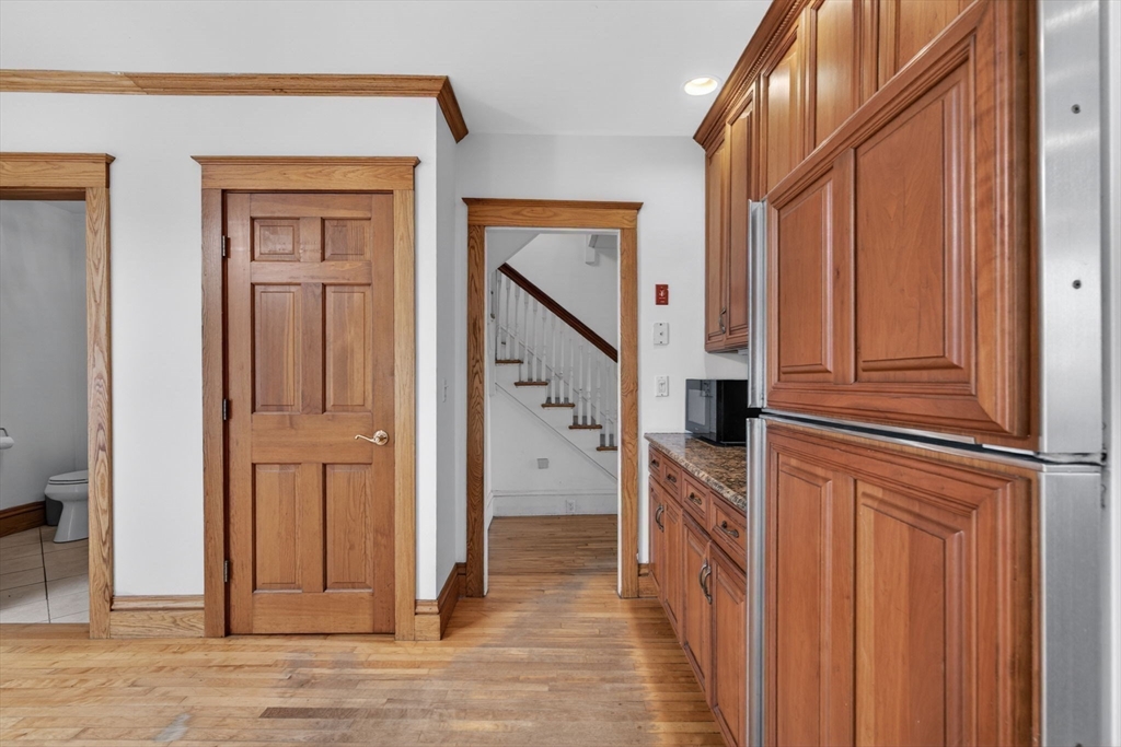 47 Millett Road Swampscott, MA 01907 - Photo 15 of 42