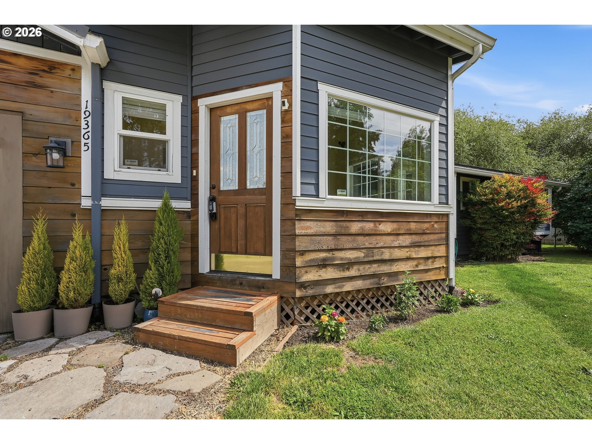 19365 Southwest Butternut Street Beaverton, OR 97078 - Photo 2 of 25