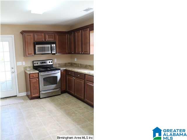 490 Fox Run Circle Pell City, AL 35125 - Photo 5 of 16