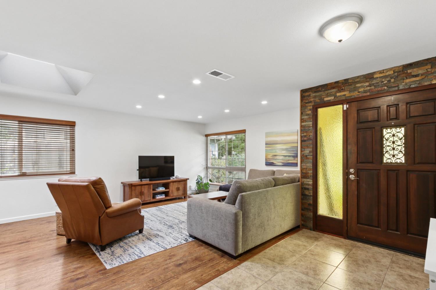 3948 Cowell Boulevard Davis, CA 95618 - Photo 11 of 55